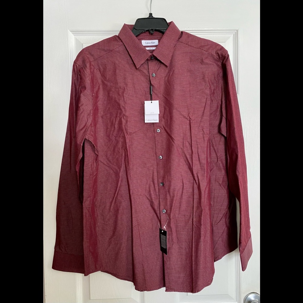 NWT Men’s Calvin Klein Long Sleeve Button Down Shirt Slim Fit Size XL 17” 34/35